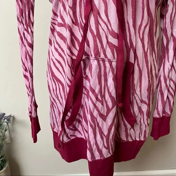 Athleta Pink Zebra Print Hooded Tunic Cover-Up Drawstring Waist Size Medium - Picture 4 of 14